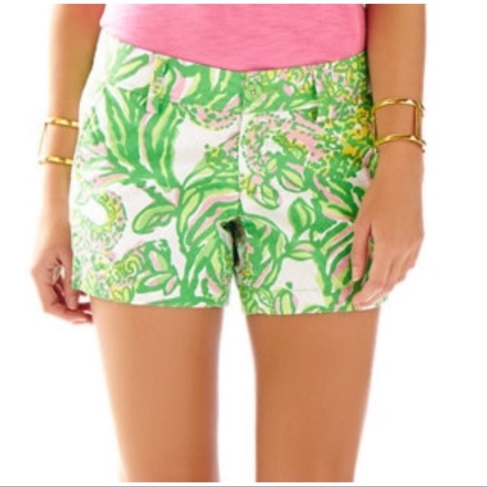 Lilly Pulitzer Callahan Short in Seeing Pink Elephants